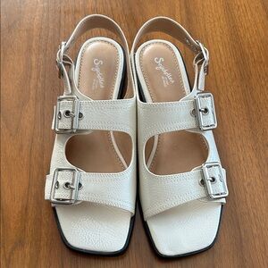 Seychelles Cream Buckle Sandals
